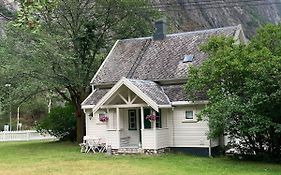 Aobrio Holidayhouse, Authentic Norwegian Farmhouse Close To Flam