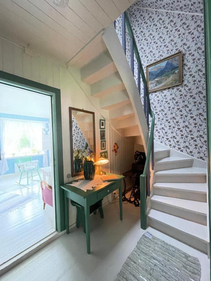 Aobrio Holidayhouse, Authentic Norwegian Farmhouse Close To Flam Lærdalsøyri Extérieur photo