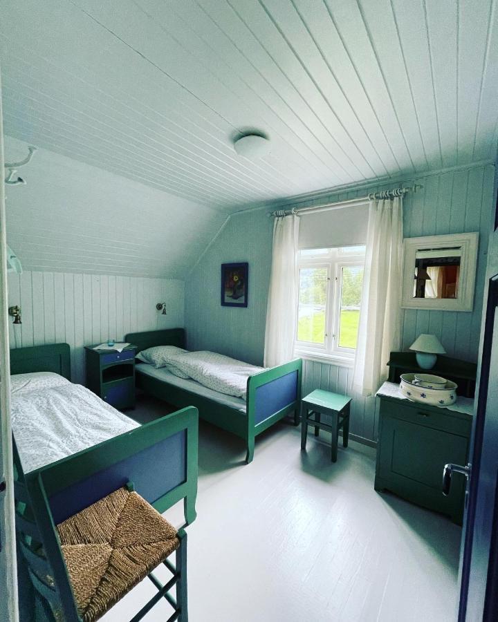 Aobrio Holidayhouse, Authentic Norwegian Farmhouse Close To Flam Lærdalsøyri Extérieur photo